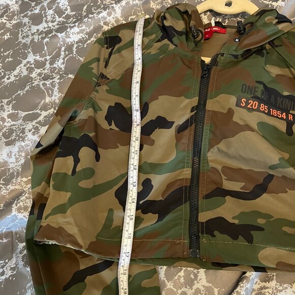 Smoke Rise Red Cropped Long Sleeve Pullover Hoodie Cropped Top Shirt Camo Sz M - Picture 12 of 14